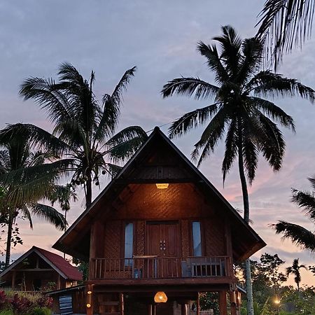 Dewi Rinjani Homestay 테테바투 외부 사진